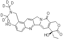(4S)-10-[[Di(methyl-d<sub>3</sub>)amino]methyl]-4-ethyl-4,9-dihydroxy-1H-pyrano[3',4':6,7]indolizino[1,2-b]quinoline-3,14(4H,12H)-dione molecular structure (CAS 1044904-10-0)