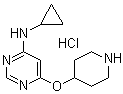 N-Cyclopropyl-6-(4-piperidinyloxy)-4-pyrimidinamine hydrochloride molecular structure (CAS 1185308-71-7)
